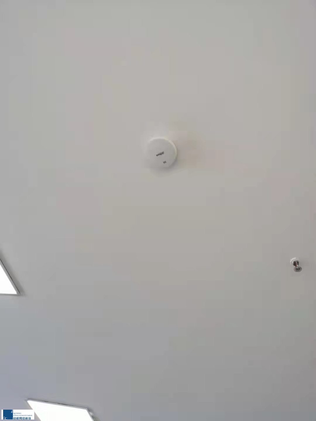 綠源電動車視頻監(jiān)控及煙感報警器施工